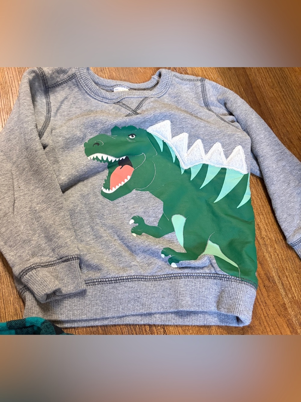 Three Shirts - Picture 4 of 7